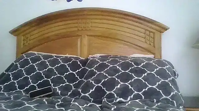 tendertormentt online show from October 5, 2025, 4:20 pm