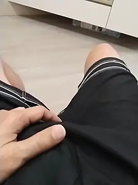 Dannydy2015 online show from October 8, 2025, 5:13 pm