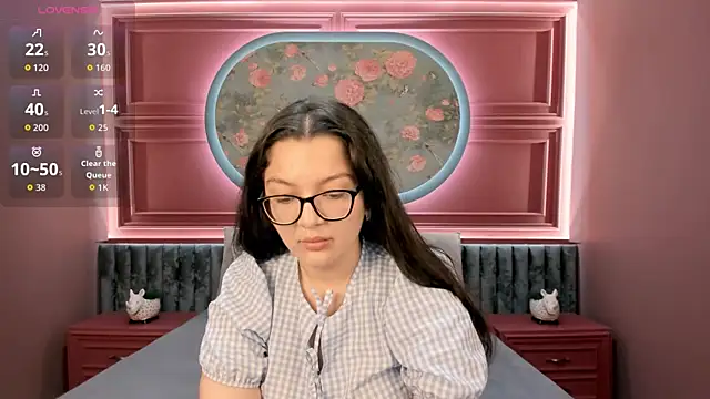 ZarifaBev online show from October 9, 2025, 2:50 pm