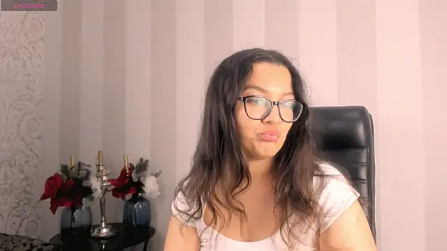 ZarifaBev online show from September 23, 2025, 1:40 pm