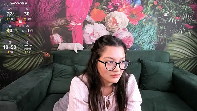 ZarifaBev online show from October 10, 2025, 3:35 pm