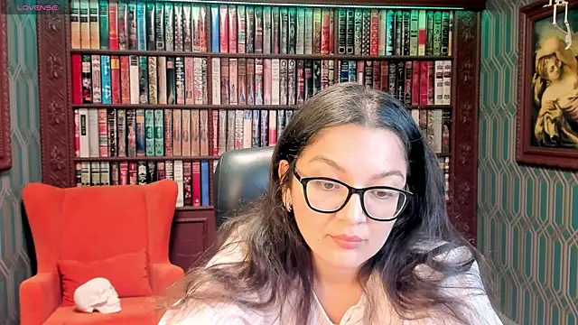 ZarifaBev online show from September 10, 2025, 10:09 pm