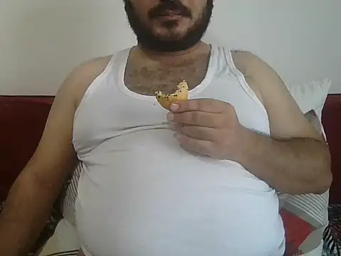 UrfavSlaveBitch online show from May 24, 2026, 4:18 pm