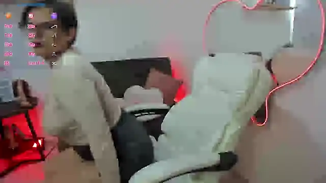 Adeellee  online show from January 26, 2025, 3:25 pm