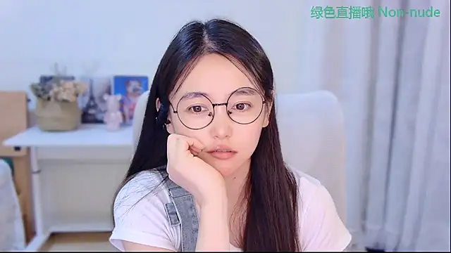 Snapshot of CN-Babycat chatting on July 9, 2026, 3:44 pm CN-Babycat online show from July 9, 2026, 3:44 pm
