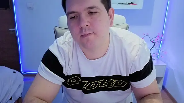 Snapshot of JasonJacks chatting on January 15, 2026, 7:01 am JasonJacks online show from January 15, 2026, 7:01 am