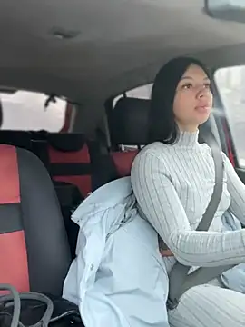 Snapshot of JulliaVegas chatting on March 1, 2025, 1:32 am JulliaVegas online show from March 1, 2025, 1:32 am