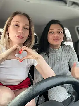 Snapshot of JulliaVegas chatting on March 9, 2025, 2:18 am JulliaVegas online show from March 9, 2025, 2:18 am