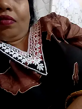 sunita-doll online show from December 21, 2025, 10:17 am