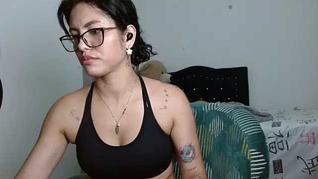 Snapshot of Sexy_Lia_ chatting on January 12, 2026, 3:02 am Sexy Lia online show from January 12, 2026, 3:02 am