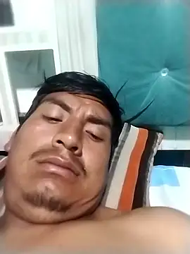 Ruizito27e online show from December 3, 2025, 3:18 am