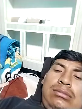 Ruizito27e online show from October 12, 2025, 10:11 pm