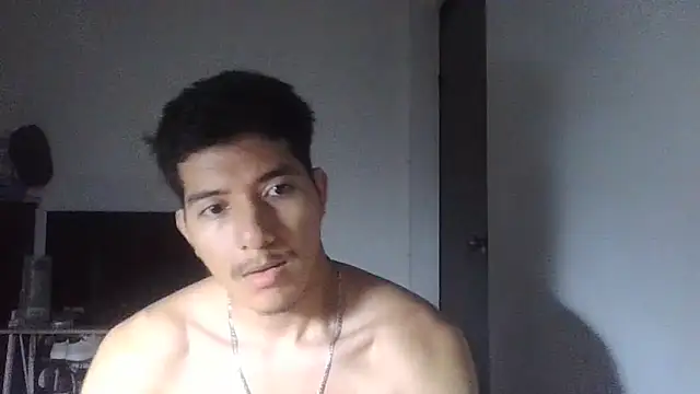 Snapshot of AlexP457 chatting on April 16, 2026, 12:33 am AlexP457 online show from April 16, 2026, 12:33 am