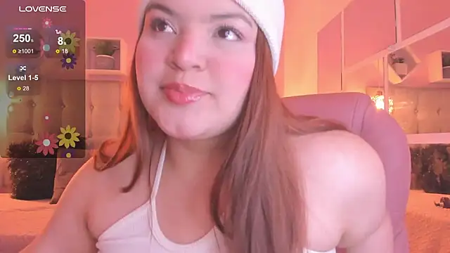 melanie hh online show from November 11, 2025, 4:07 am