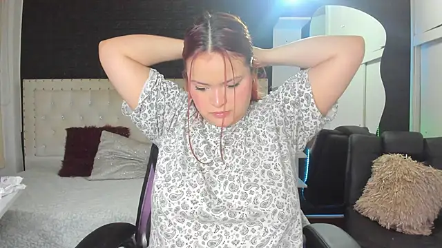 melanie hh online show from March 11, 2025, 4:08 am