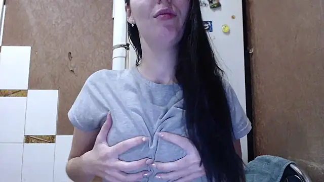 Snapshot of Lissabel chatting on January 21, 2025, 10:51 pm Lissabel online show from January 21, 2025, 10:51 pm