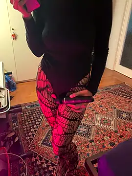 littlewitchxoxo online show from October 26, 2025, 7:42 am