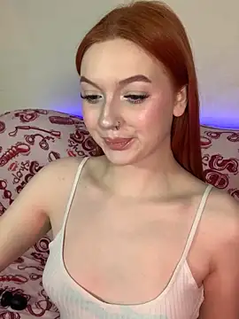 Snapshot of beep_beep_bitch chatting on October 17, 2025, 4:49 am beep beep bitch online show from October 17, 2025, 4:49 am