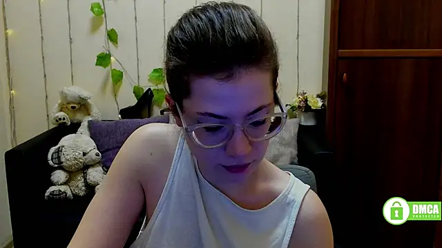 Snapshot of Alicia_redfollow chatting on March 3, 2025, 12:17 pm Alicia redfollow online show from March 3, 2025, 12:17 pm