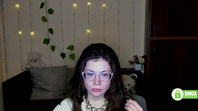 Snapshot of Alicia_redfollow chatting on February 26, 2025, 3:32 pm Alicia redfollow online show from February 26, 2025, 3:32 pm