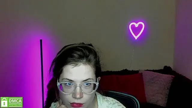 Snapshot of Alicia_redfollow chatting on February 25, 2025, 3:31 pm Alicia redfollow online show from February 25, 2025, 3:31 pm