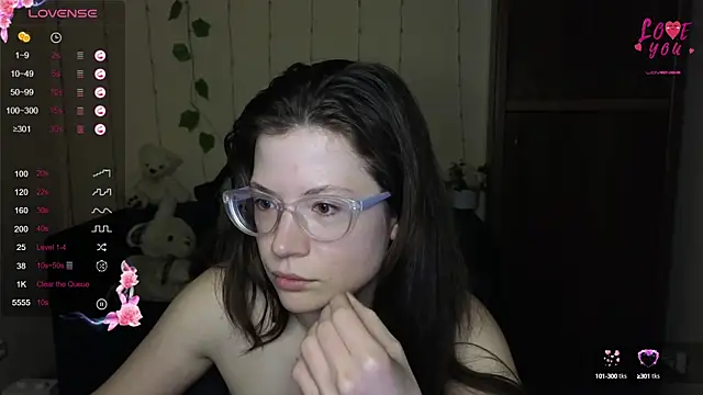 Snapshot of Alicia_redfollow chatting on March 22, 2025, 9:24 am Alicia redfollow online show from March 22, 2025, 9:24 am