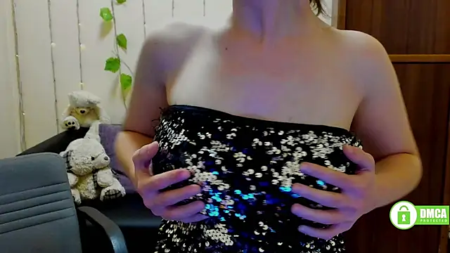 Snapshot of Alicia_redfollow chatting on March 4, 2025, 12:44 pm Alicia redfollow online show from March 4, 2025, 12:44 pm