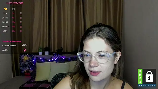 Snapshot of Alicia_redfollow chatting on September 14, 2025, 5:24 pm Alicia redfollow online show from September 14, 2025, 5:24 pm