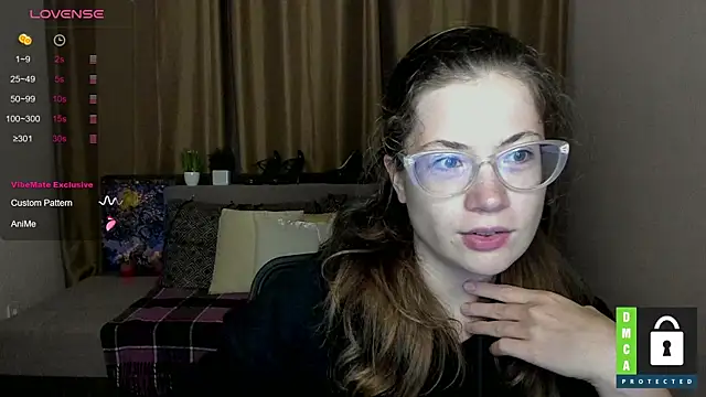Snapshot of Alicia_redfollow chatting on September 18, 2025, 11:24 am Alicia redfollow online show from September 18, 2025, 11:24 am
