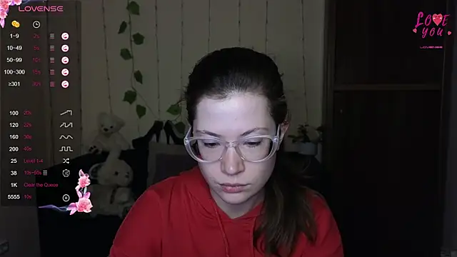 Snapshot of Alicia_redfollow chatting on March 22, 2025, 6:22 am Alicia redfollow online show from March 22, 2025, 6:22 am