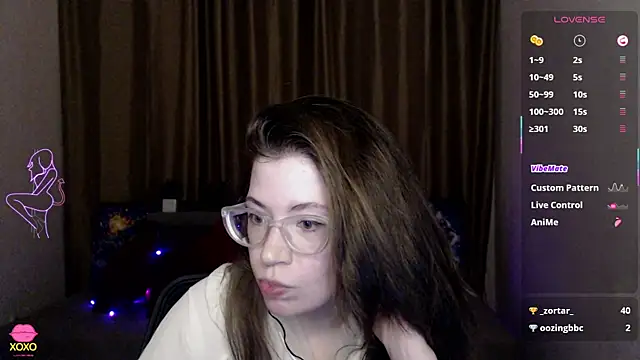 Snapshot of Alicia_redfollow chatting on March 17, 2025, 9:24 pm Alicia redfollow online show from March 17, 2025, 9:24 pm