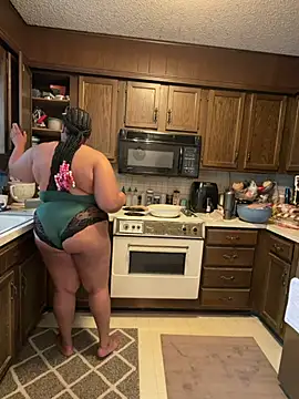 InterRacialFacial7296 online show from June 21, 2026, 12:44 pm