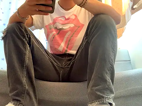 Snapshot of kuma0908 chatting on September 14, 2025, 12:22 am kuma0908 online show from September 14, 2025, 12:22 am