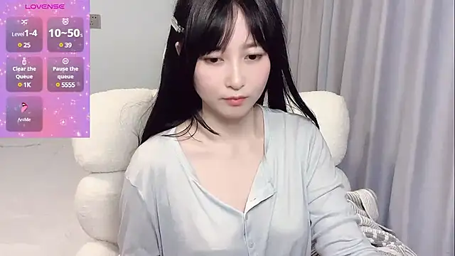 yorissss online show from March 15, 2025, 6:14 am