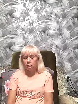 sakura blonde online show from October 12, 2025, 7:54 am