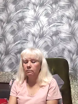 sakura blonde online show from November 11, 2025, 5:46 am