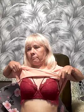 sakura blonde online show from October 14, 2025, 8:59 am