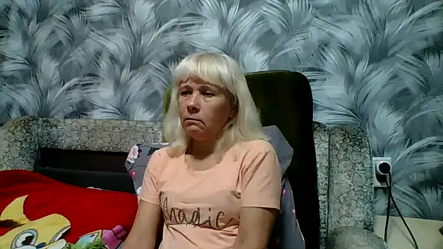 sakura blonde online show from October 31, 2025, 6:10 am