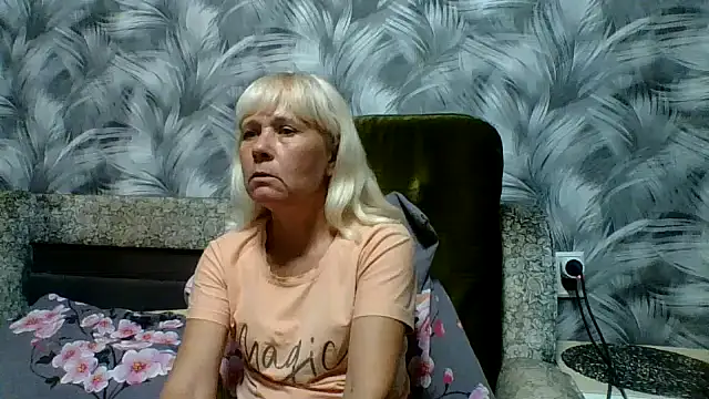 sakura blonde online show from October 12, 2025, 7:59 pm