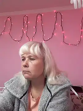 sakura blonde online show from February 26, 2026, 6:41 pm