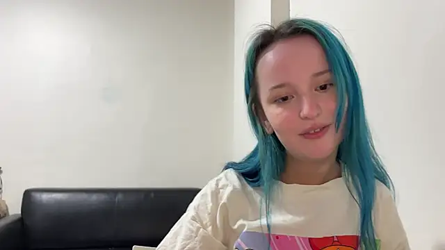 bumble bee online show from January 1, 2025, 1:05 pm