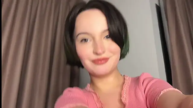 bumble bee online show from January 5, 2026, 9:51 pm