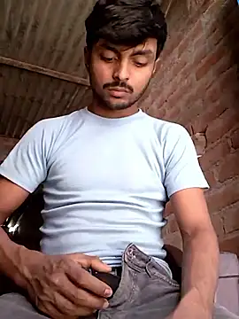 Snapshot of Suraj223kumar chatting on November 24, 2025, 5:18 am Suraj223kumar online show from November 24, 2025, 5:18 am