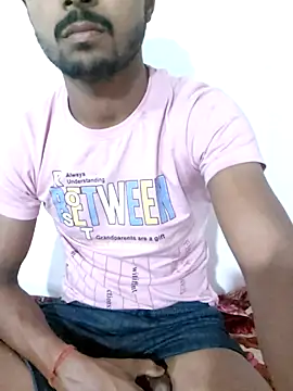 Snapshot of Suraj223kumar chatting on March 12, 2026, 2:32 pm Suraj223kumar online show from March 12, 2026, 2:32 pm