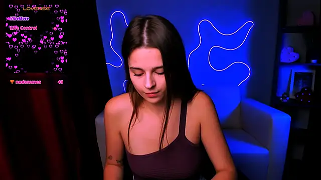 berry alma online show from September 25, 2025, 2:12 pm