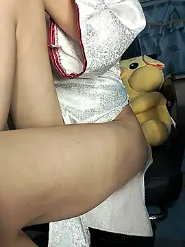 Lucy limon online show from October 12, 2025, 1:01 pm