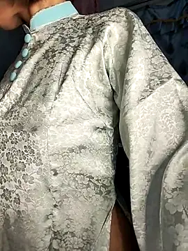 Lucy limon online show from October 29, 2025, 7:29 am