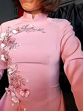 Snapshot of Lucy_limon chatting on March 5, 2026, 1:40 pm Lucy limon online show from March 5, 2026, 1:40 pm