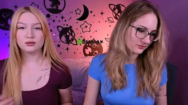 playful sophie online show from May 14, 2026, 7:22 pm