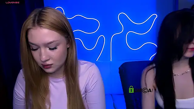 Snapshot of playful_sophie chatting on February 24, 2026, 8:21 pm playful sophie online show from February 24, 2026, 8:21 pm